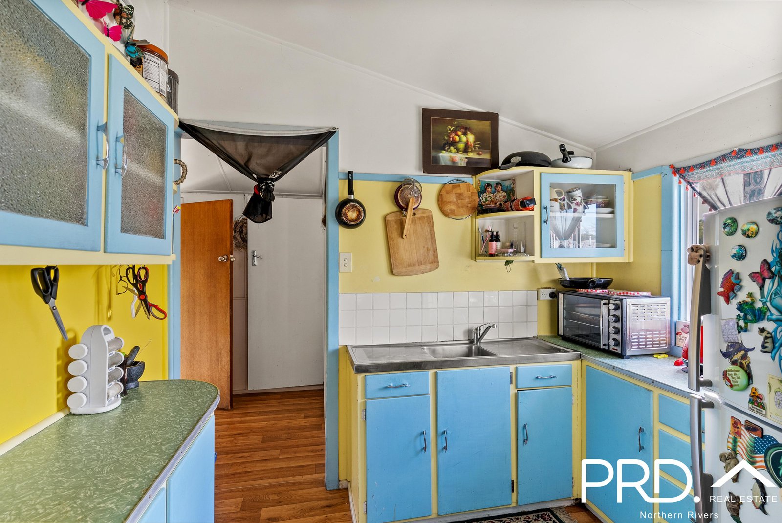 142 Centre Street CASINO 8