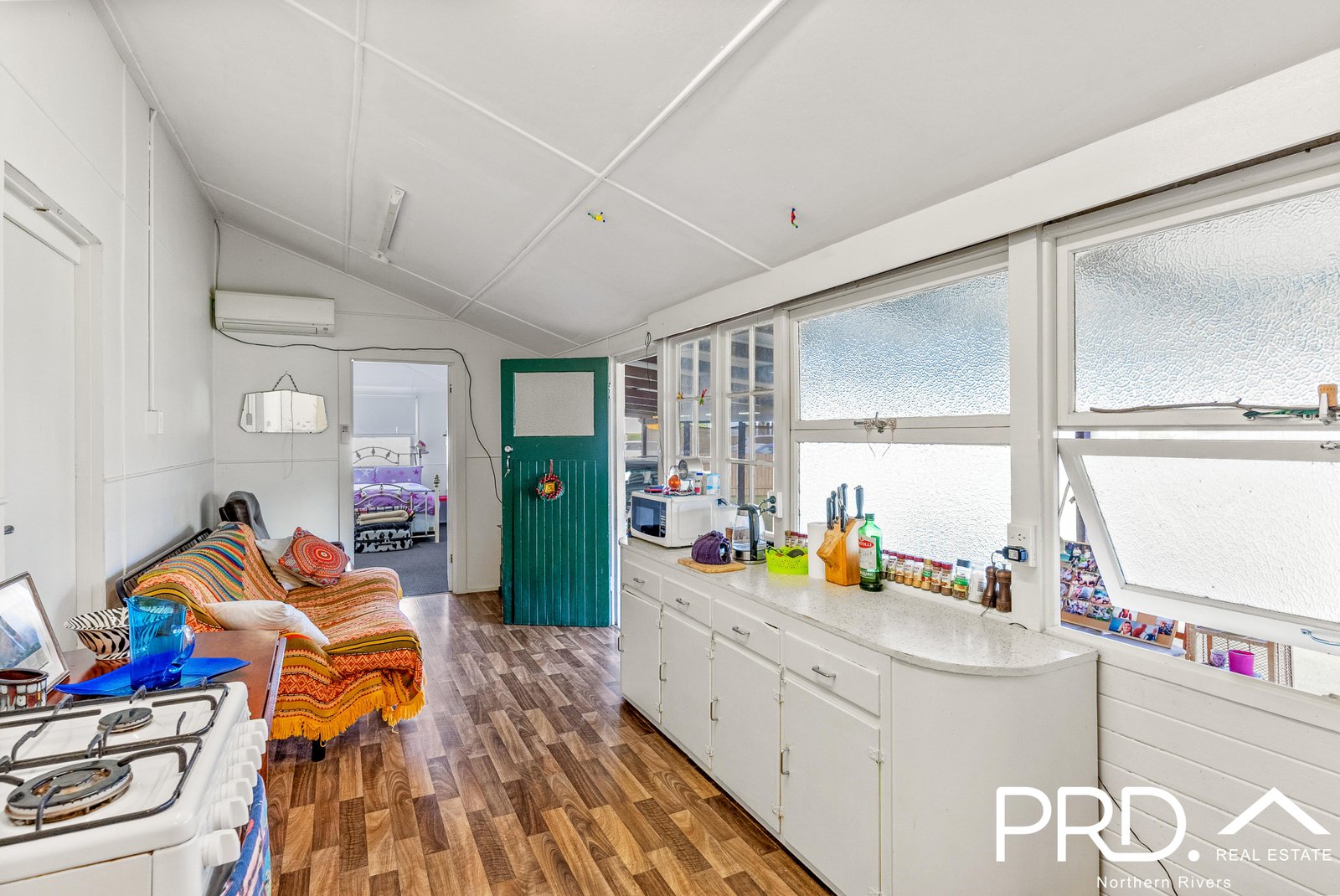 142 Centre Street CASINO 12