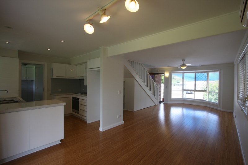 1/42 Corunna Crescent ASHMORE 9