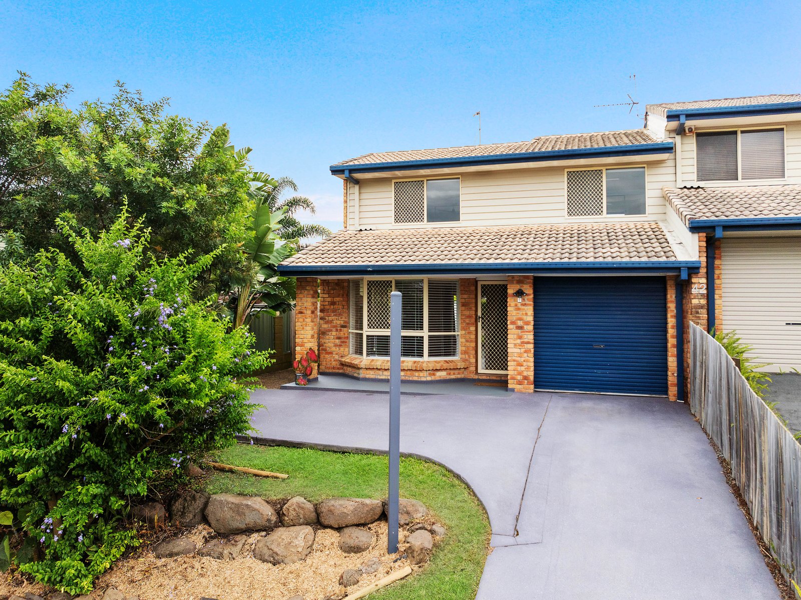 1/42 Corunna Crescent ASHMORE 1