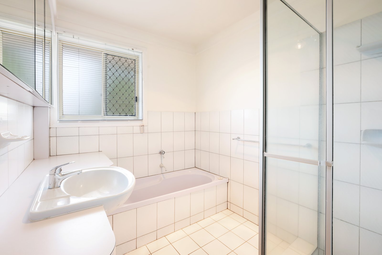 1/42 Corunna Crescent ASHMORE 7