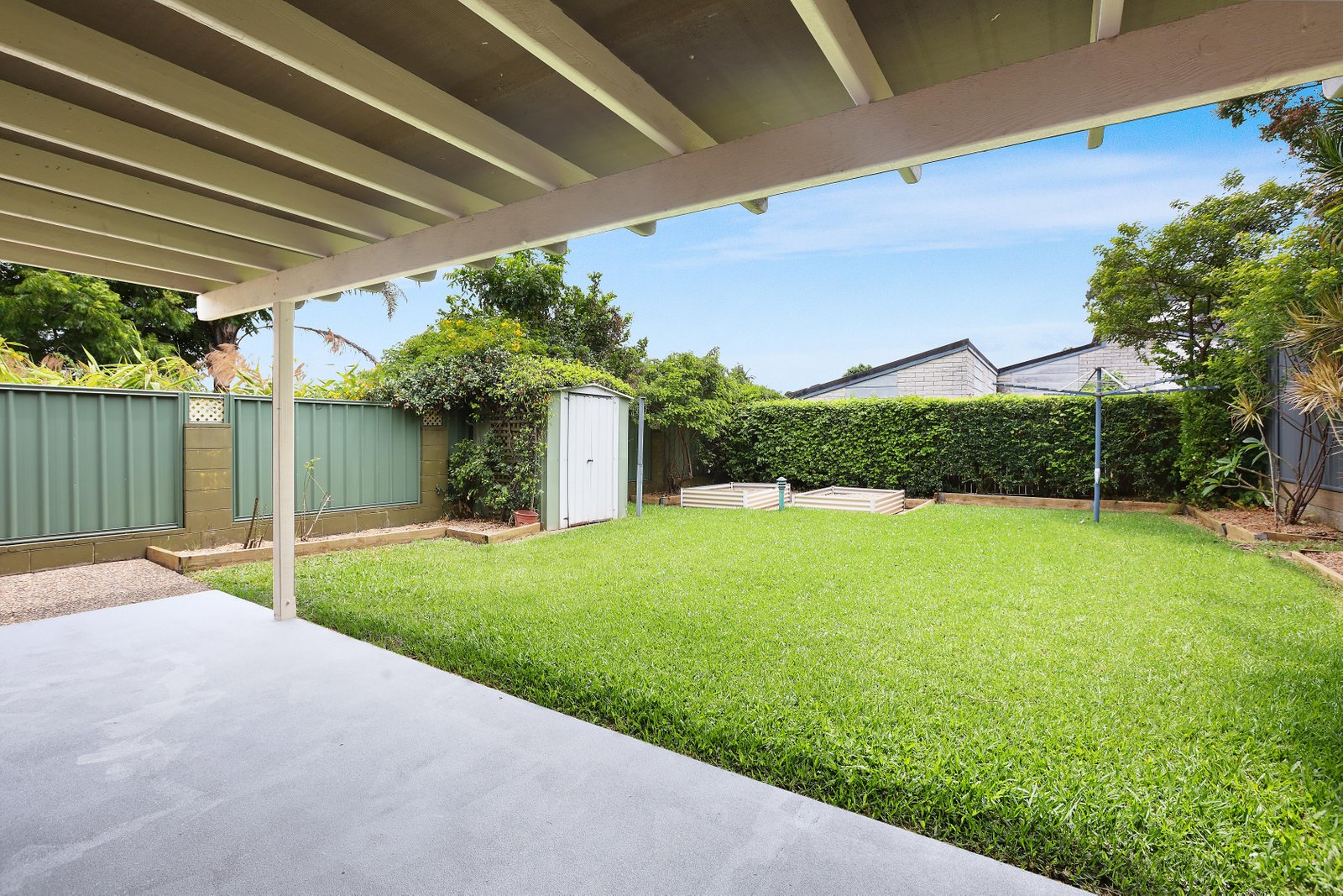 1/42 Corunna Crescent ASHMORE 9