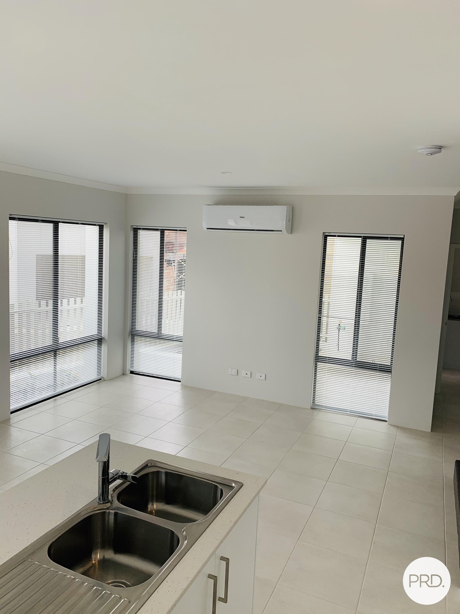 14/2 Crystalline Road SPEARWOOD 7