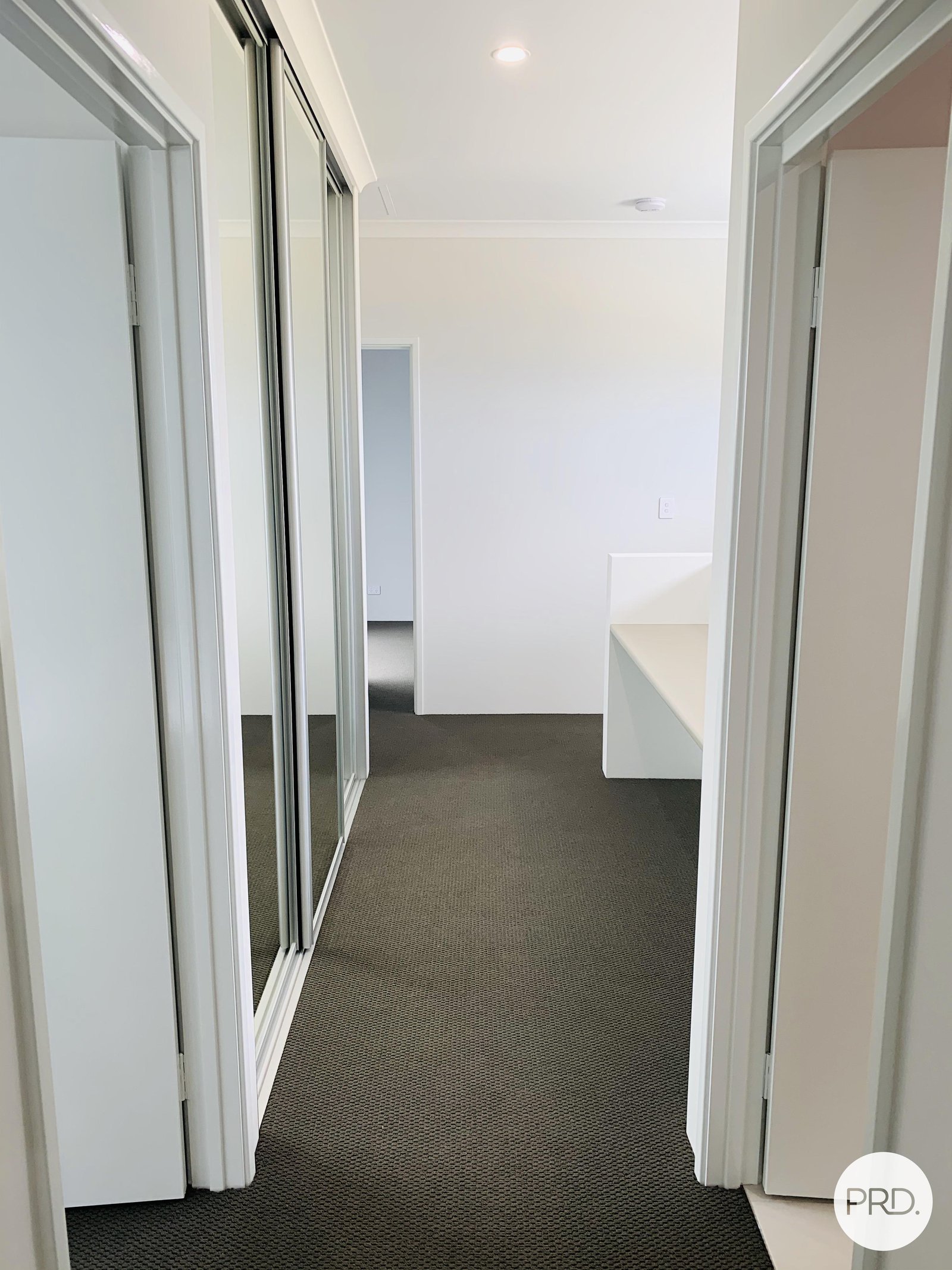 14/2 Crystalline Road SPEARWOOD 16