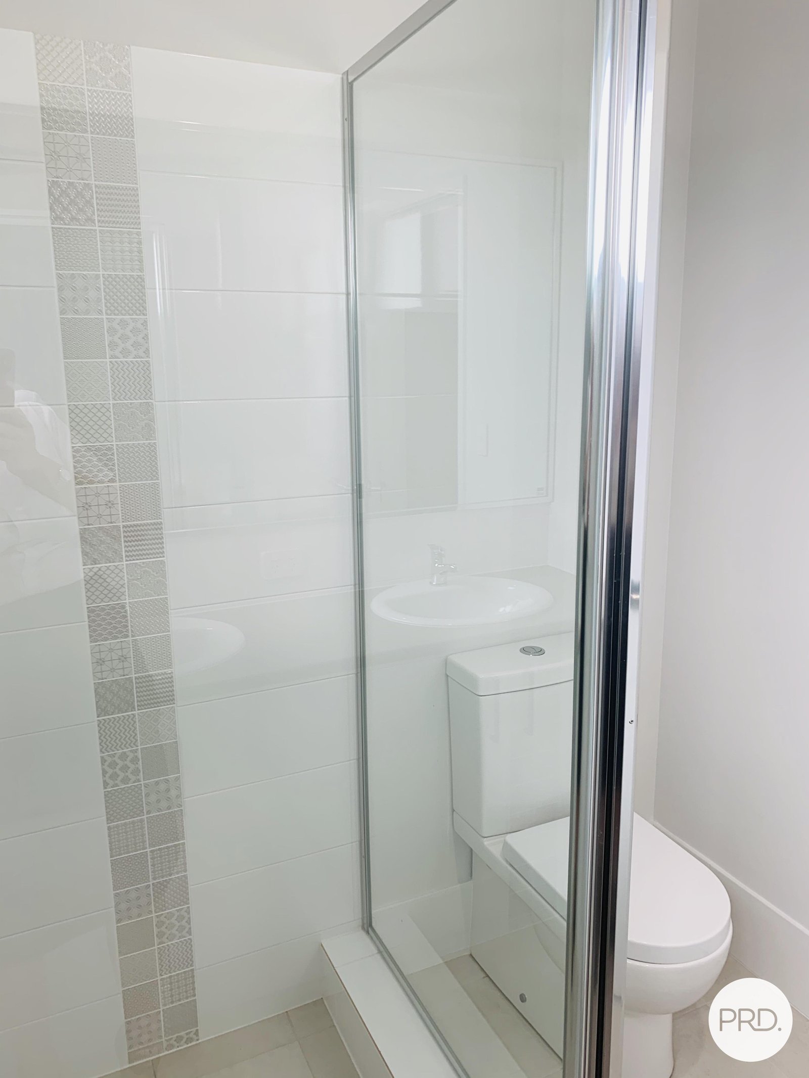 14/2 Crystalline Road SPEARWOOD 21