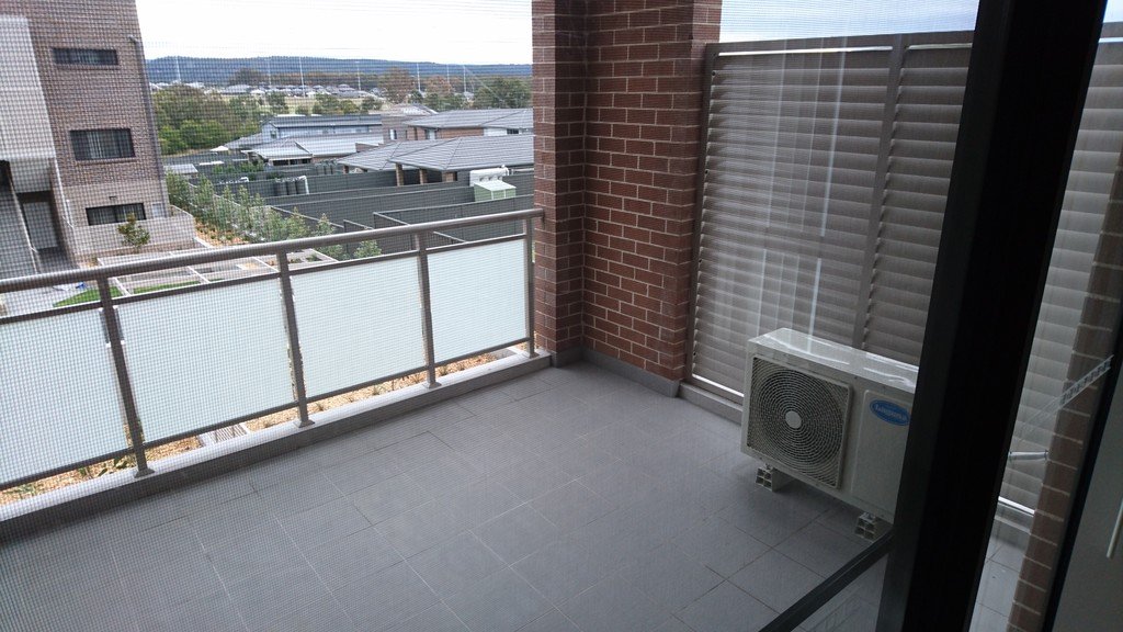 14/2 Glenmore Ridge Drive GLENMORE PARK 11