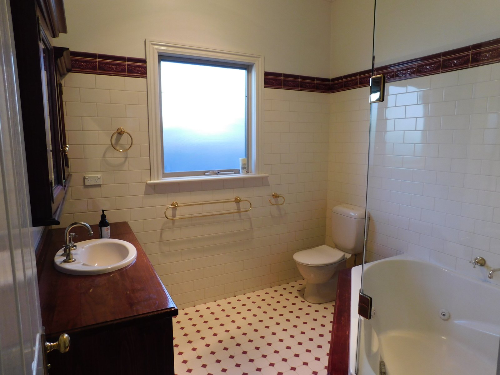 Gallery: 142 Hope Street