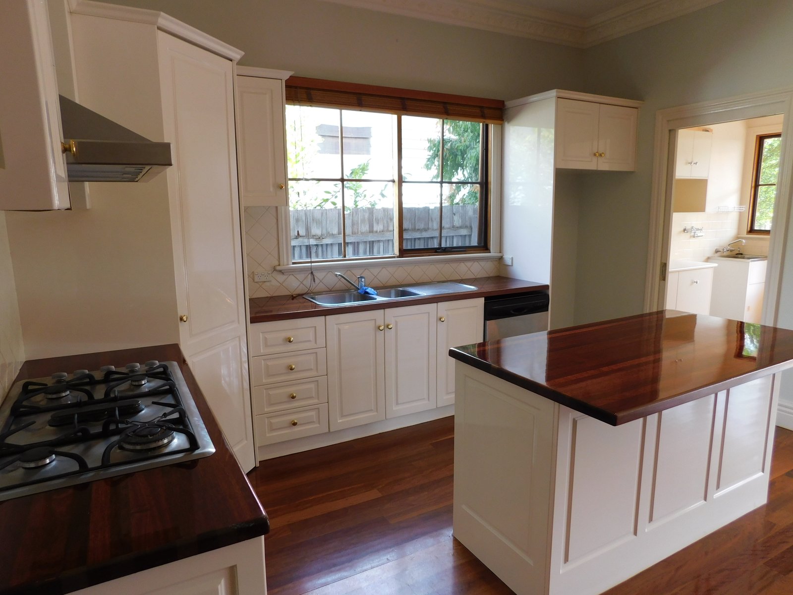 Gallery: 142 Hope Street