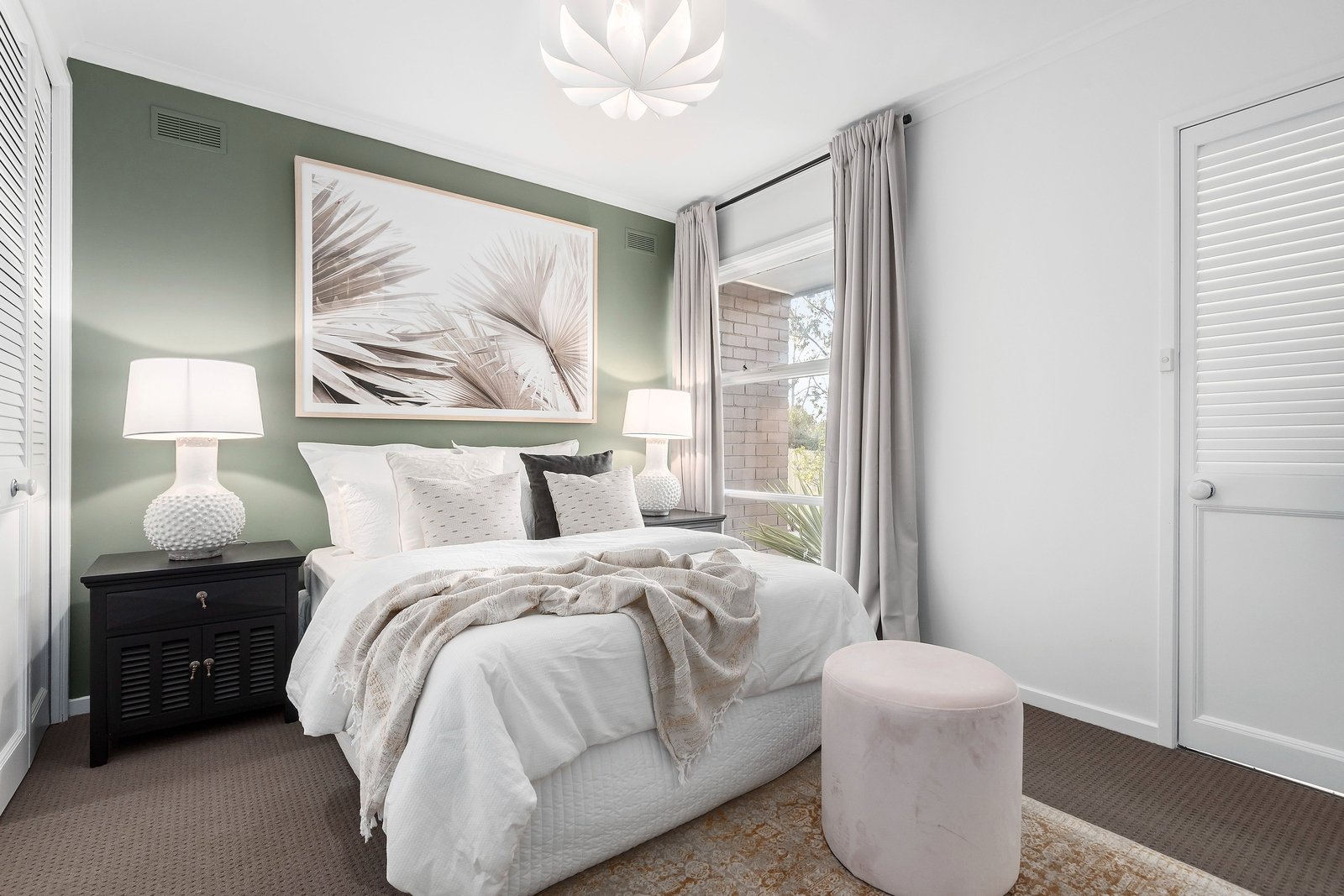 Real Estate and Property in 142 Mitcham Road, Donvale, VIC