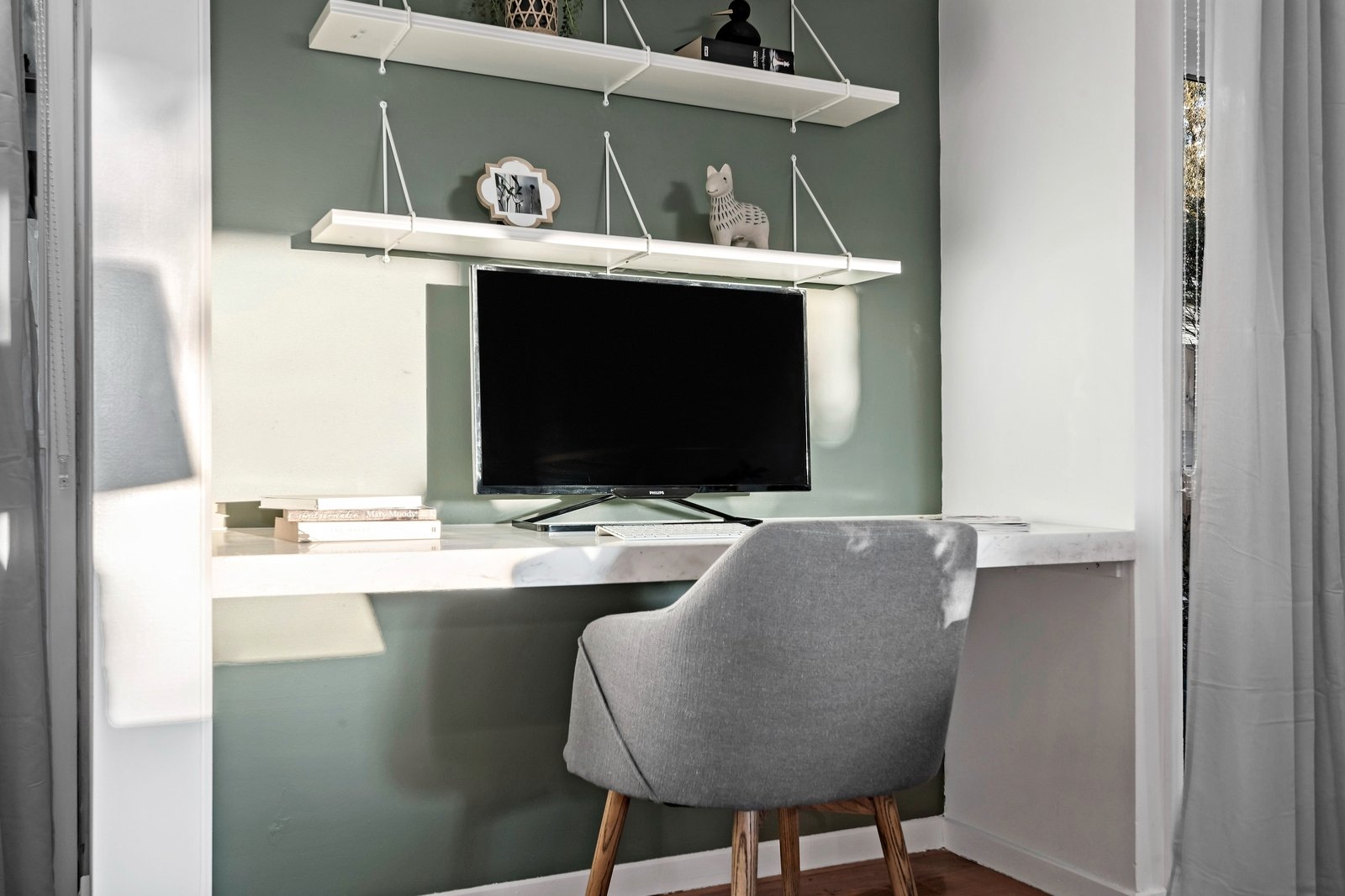 Real Estate and Property in 142 Mitcham Road, Donvale, VIC