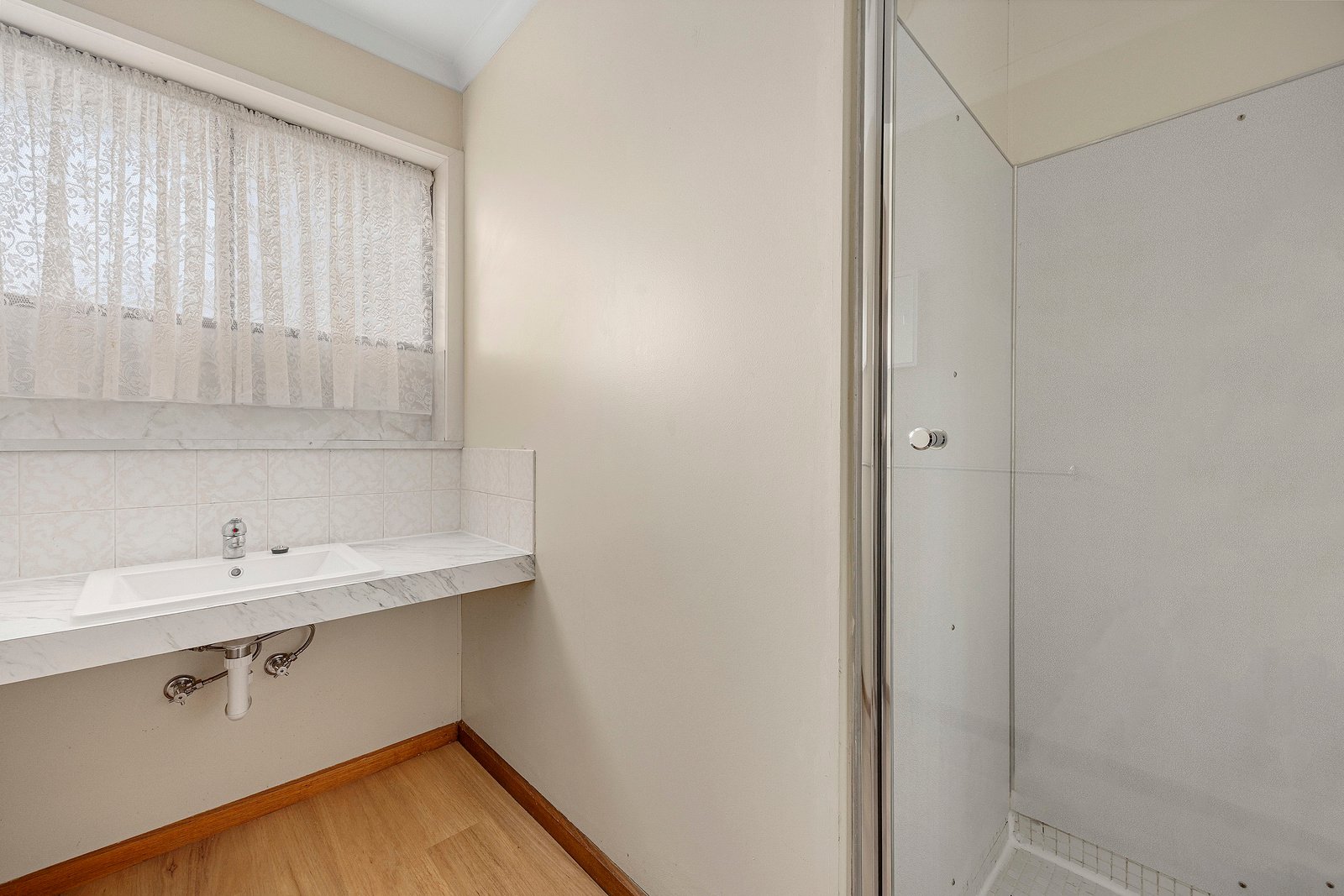 Gallery: 1/42 Nabilla Crescent