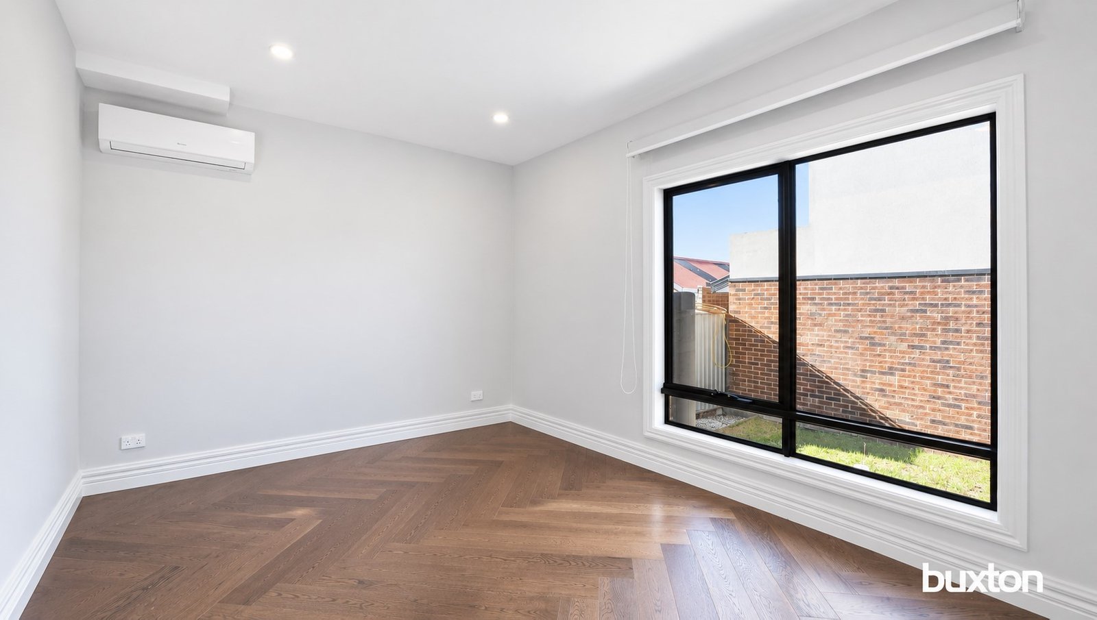 Gallery: 1/42 Roslyn Street