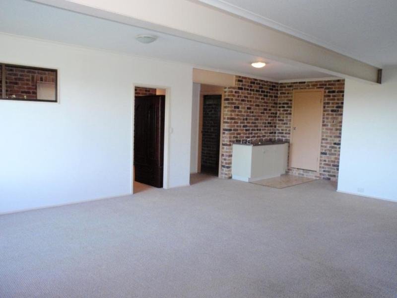 142 Simpsons Road CURRUMBIN WATERS 3