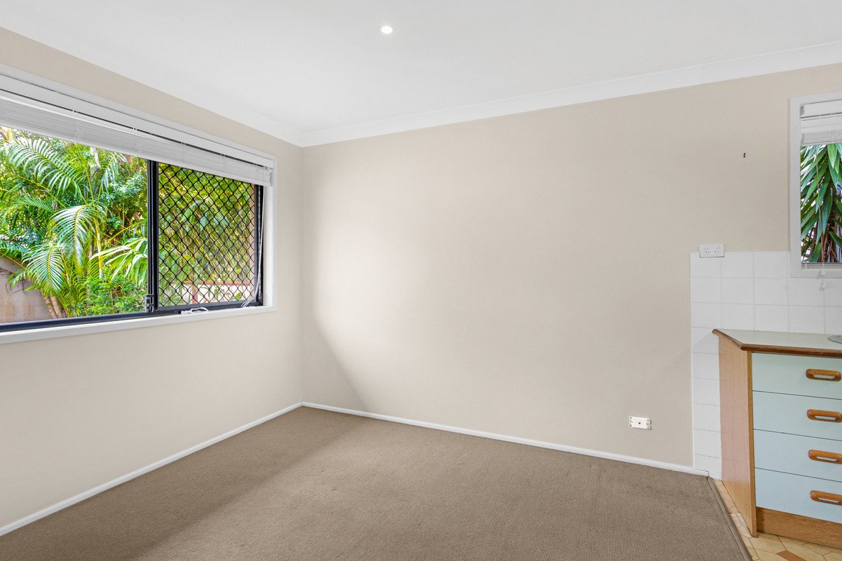 1/42 Tawarri Crescent Burleigh Heads 4