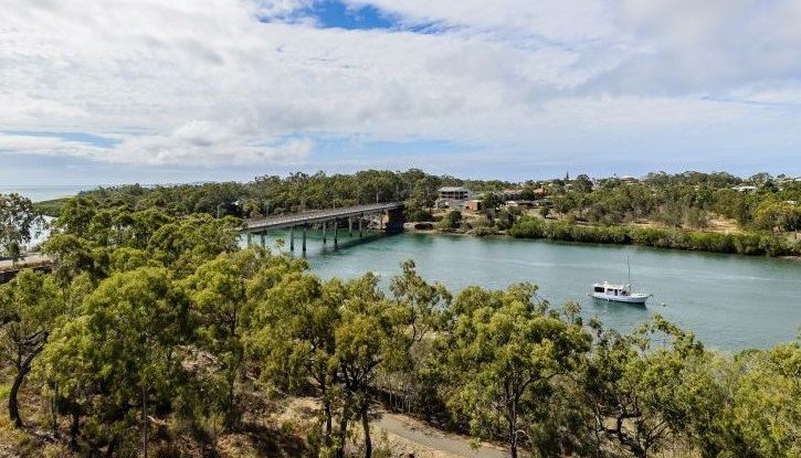 14/2 The Promenade BOYNE ISLAND 14