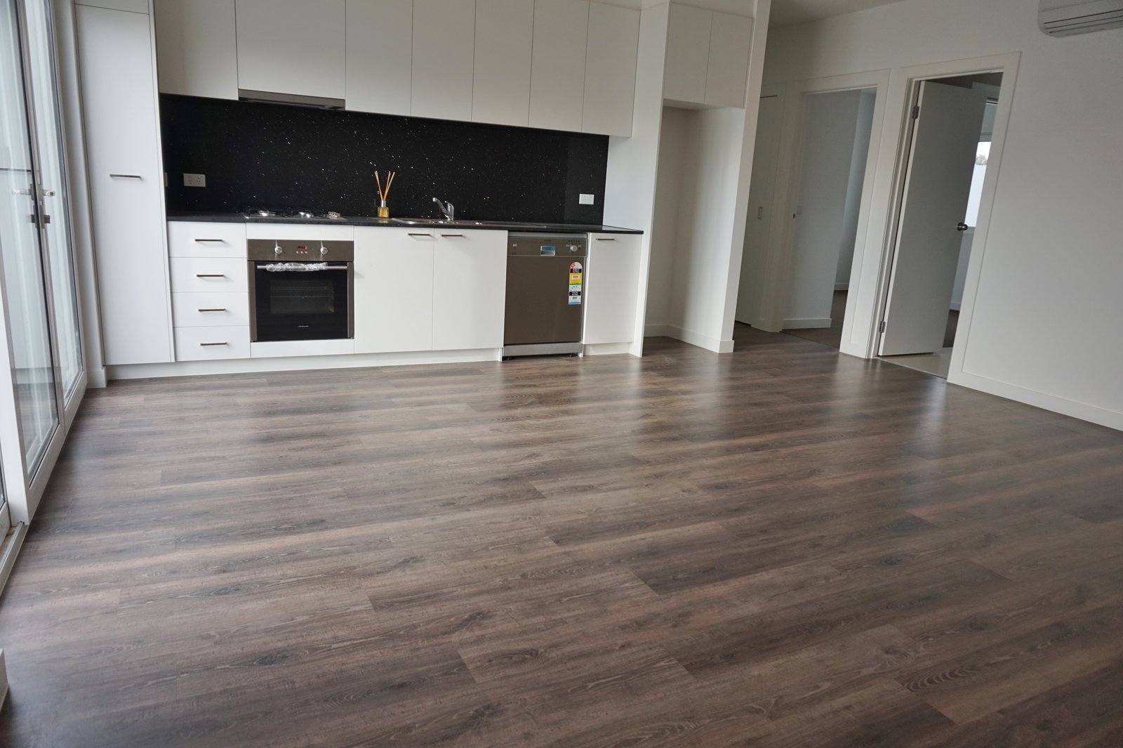Gallery: 14/2 Thistle Grove