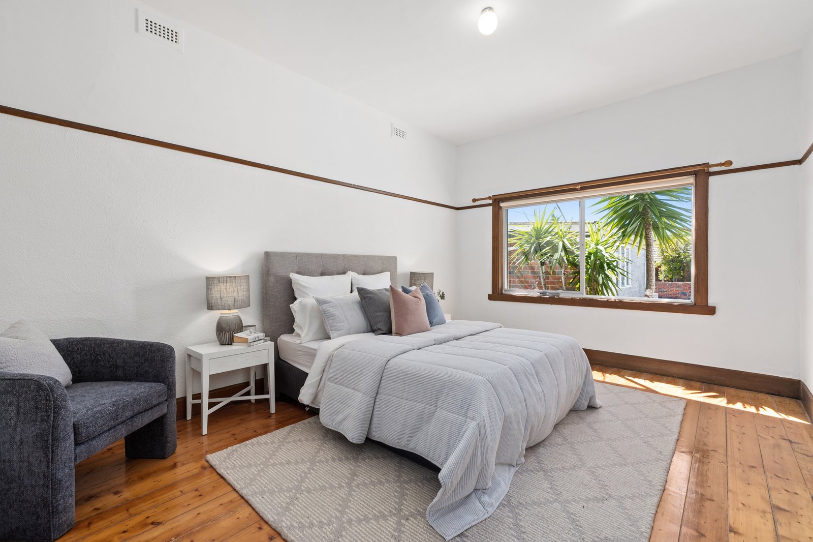 Gallery: 142 Thomas Street