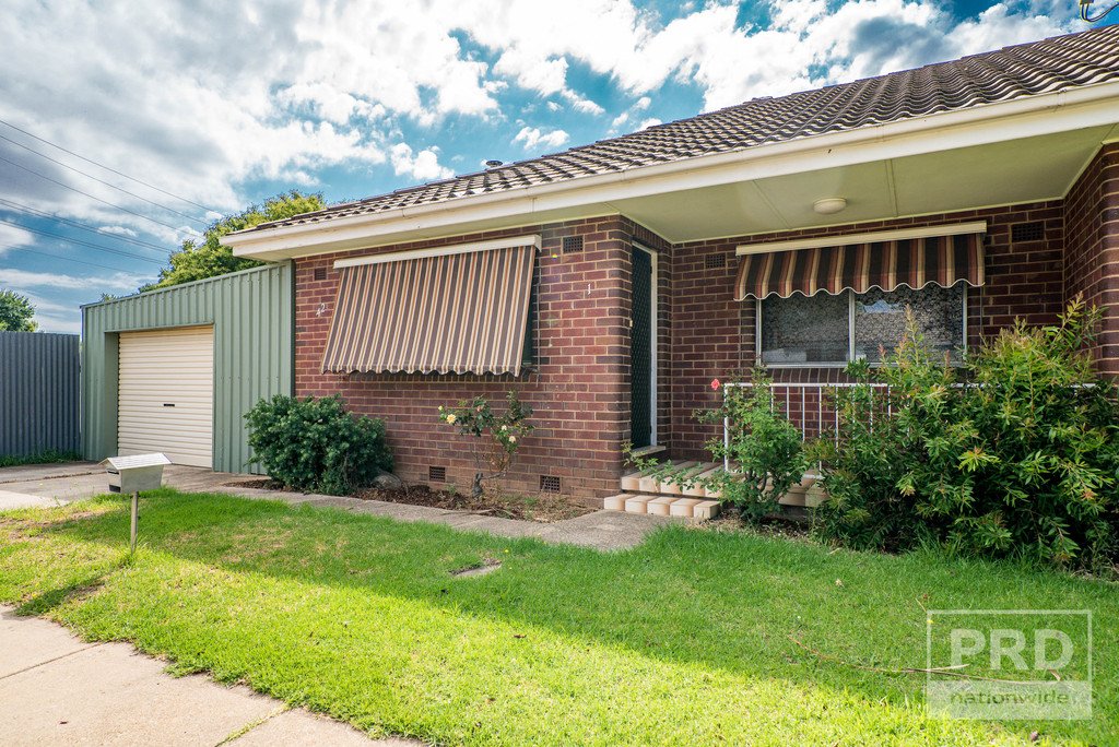 1/42 Tichborne Crescent KOORINGAL 1