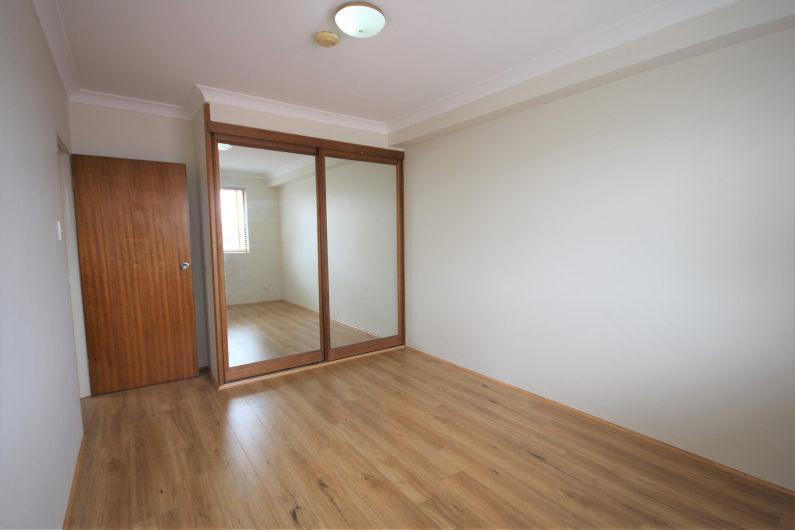 14/20 Subway Road ROCKDALE 6