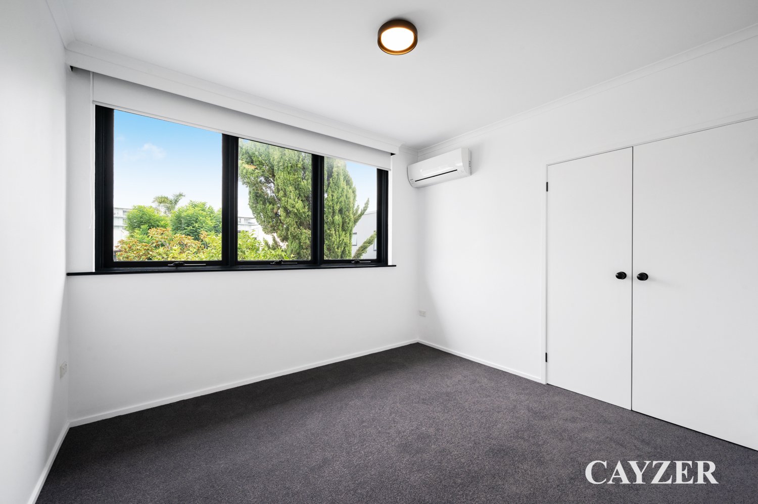 Gallery: 14/201 Graham Street
