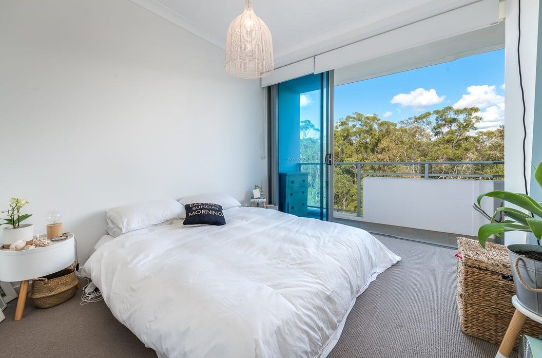 1420/397 Christine Avenue VARSITY LAKES 7