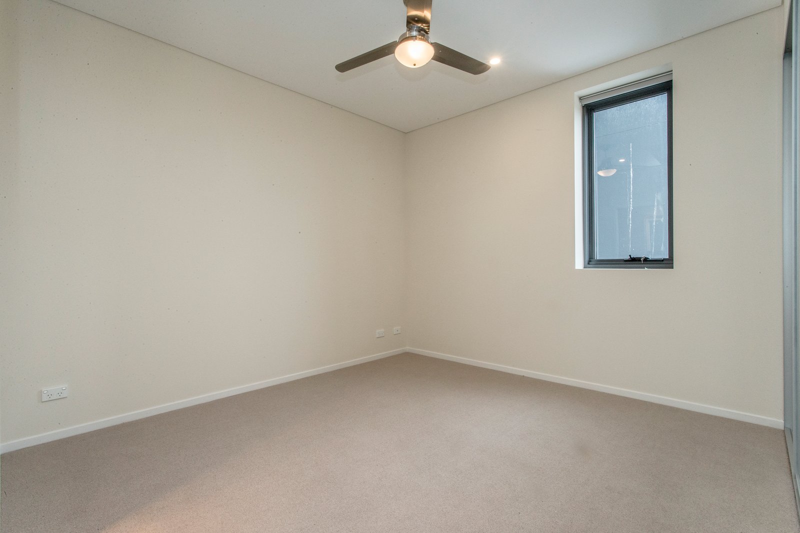 14/206-212 Great Western Highway KINGSWOOD 7