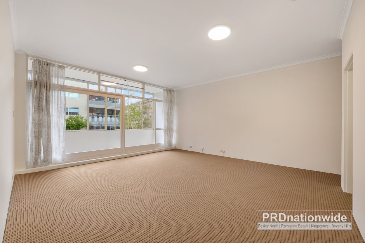 14/21 Gannon Avenue DOLLS POINT 2