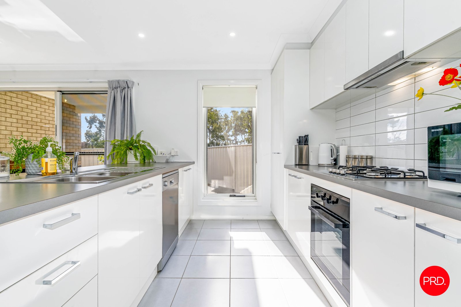 14/21 Heinz Street WHITE HILLS 6