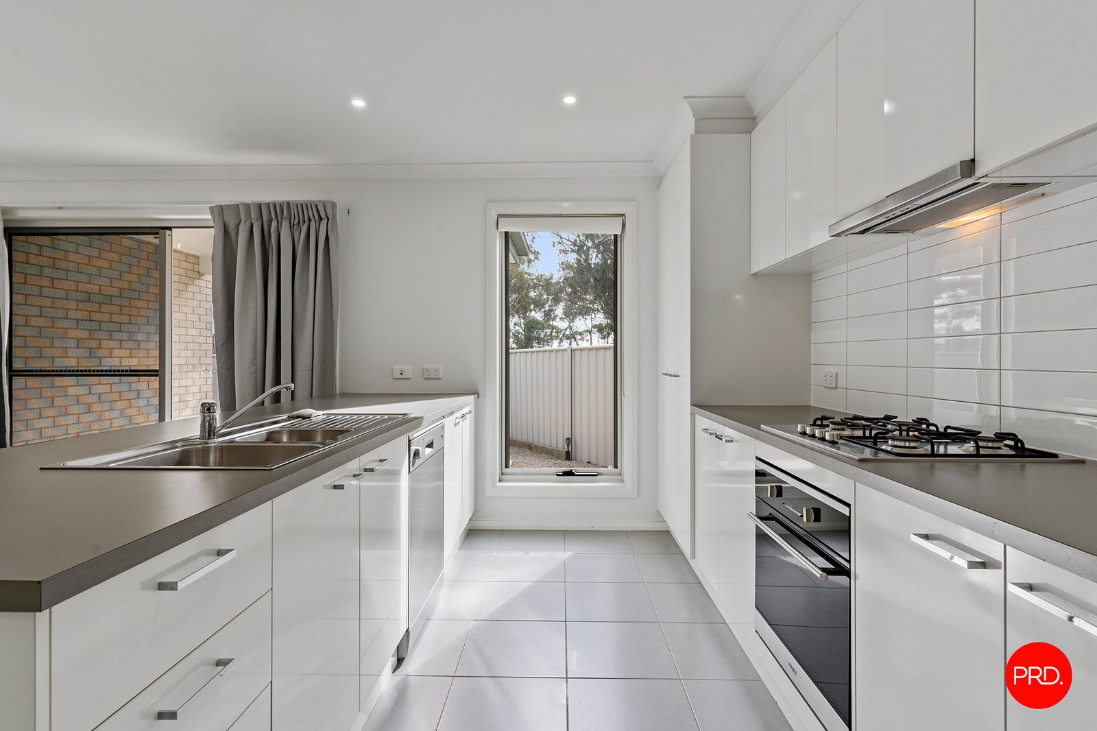 14/21 Heinz Street WHITE HILLS 5