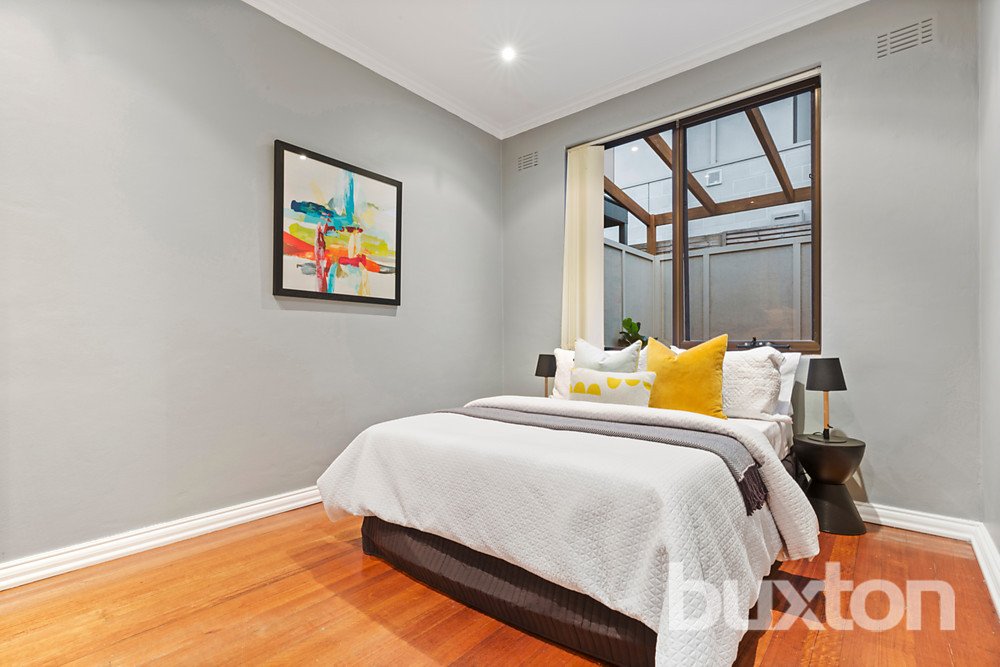Gallery: 14/214 Beach Road
