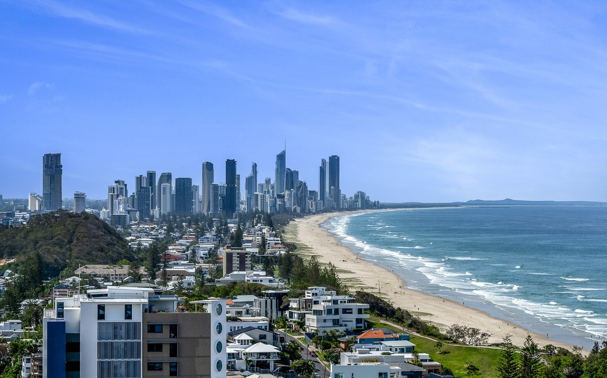 142/1969 Gold Coast Highway Burleigh Heads 10