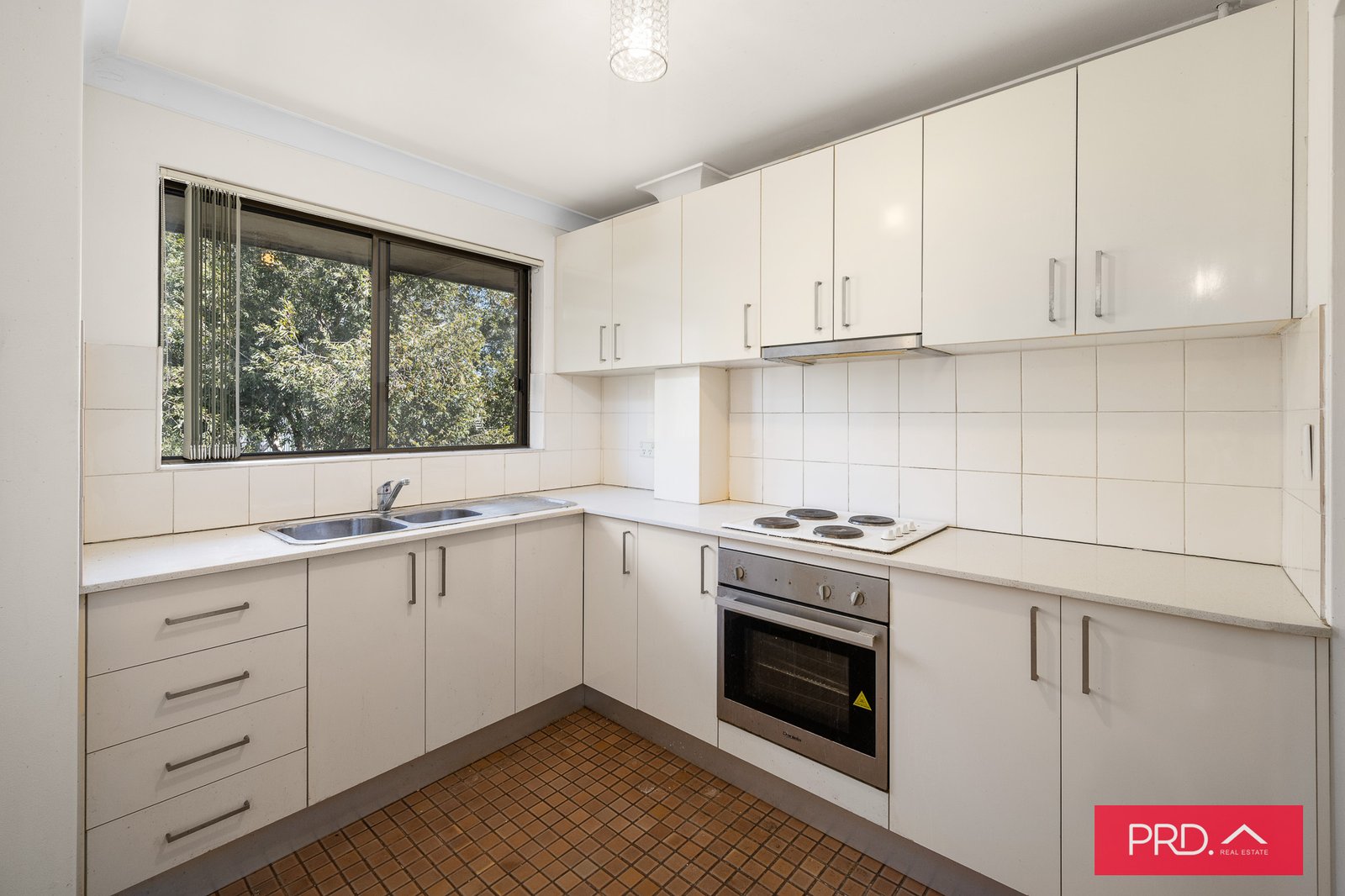 14/22 Luxford Road MOUNT DRUITT 3
