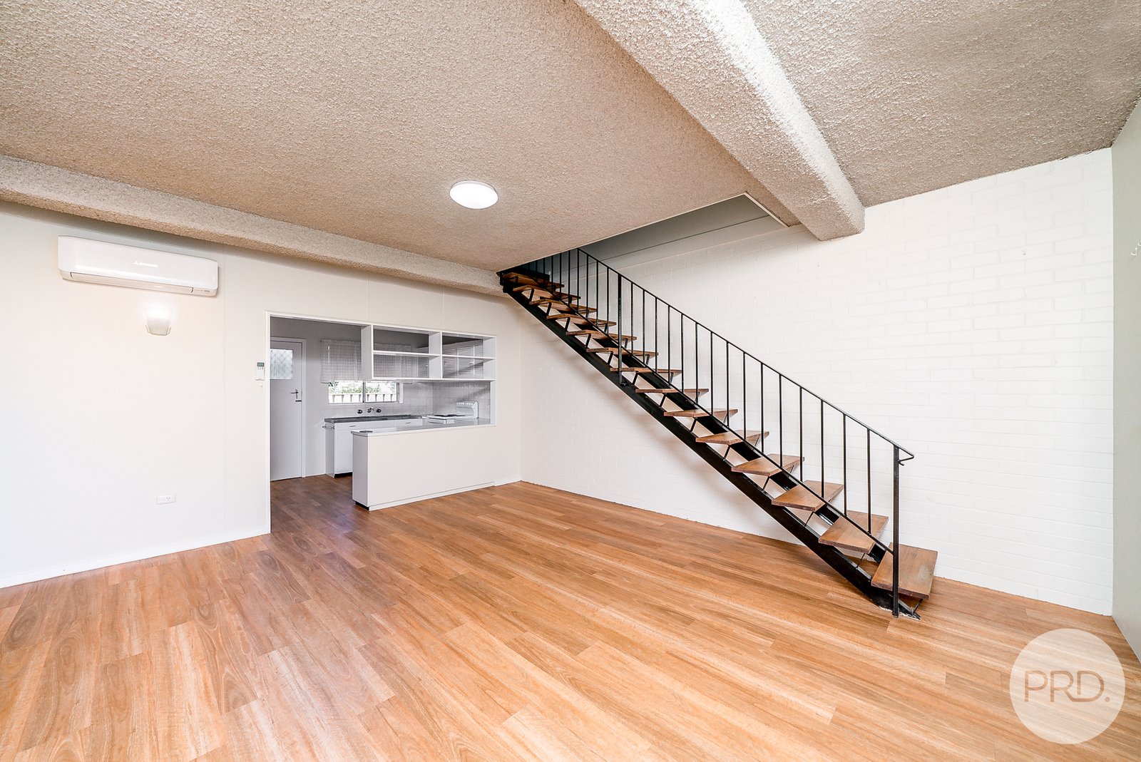 14/23 Day Street WAGGA WAGGA 7