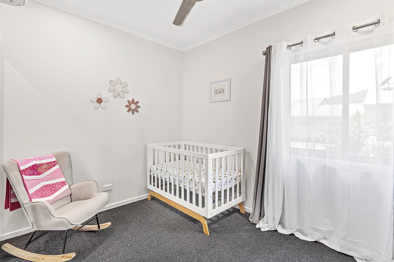 14/25 Abell Road CANNONVALE 13