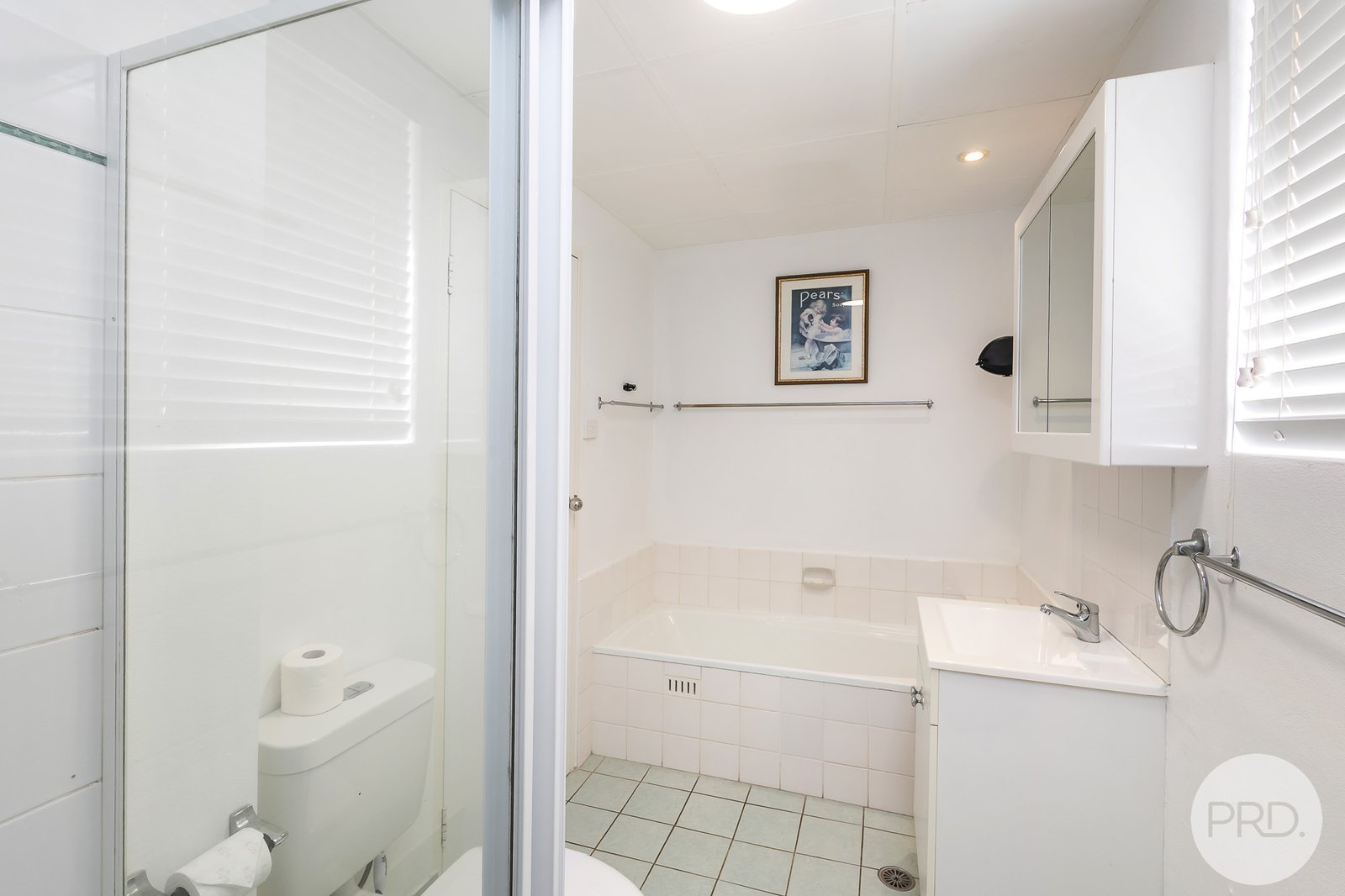 14/25 Shoal Bay Road SHOAL BAY 12