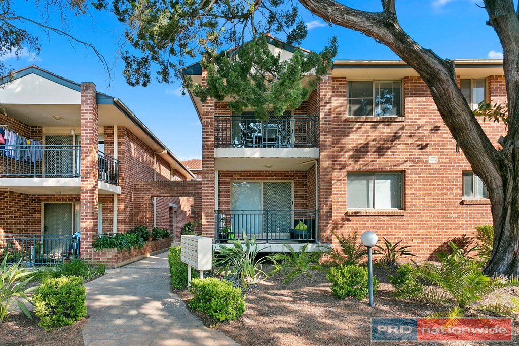 14/26-32 Shaftesbury Street CARLTON 9