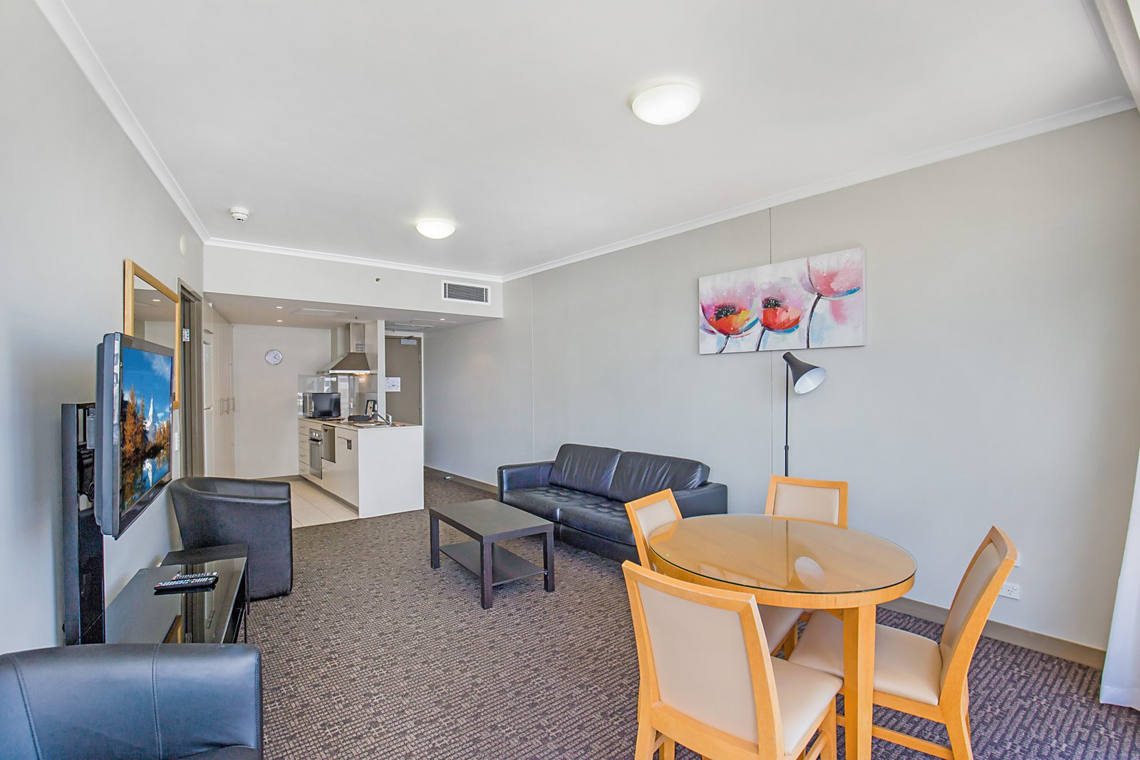 142/6-8 Stuart Street TWEED HEADS 4