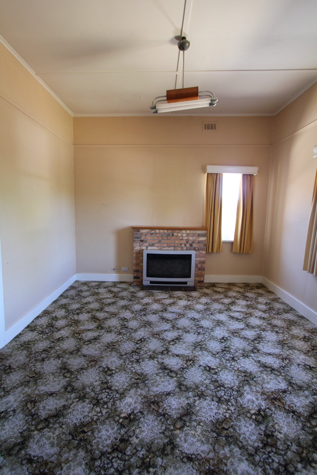 1426 Gregory Street LAKE WENDOUREE 4