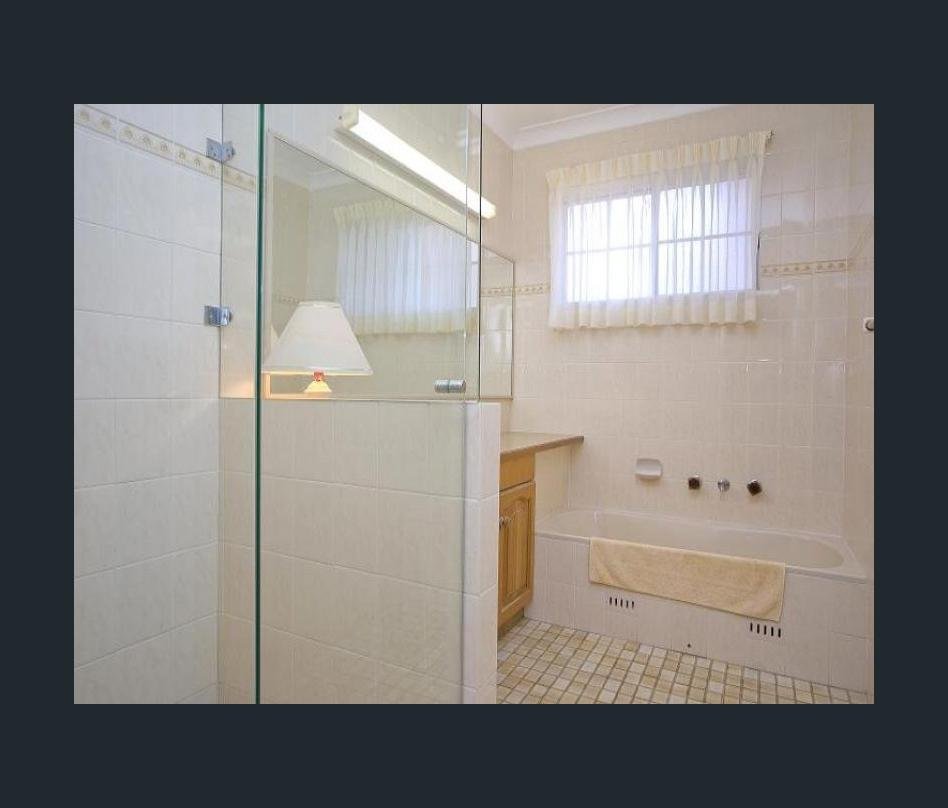 14/26 Hampton Court Road CARLTON 4