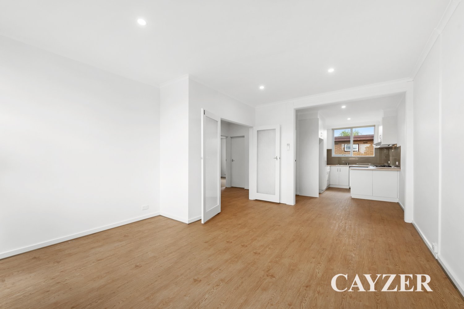 Gallery: 14/26 Loch Street
