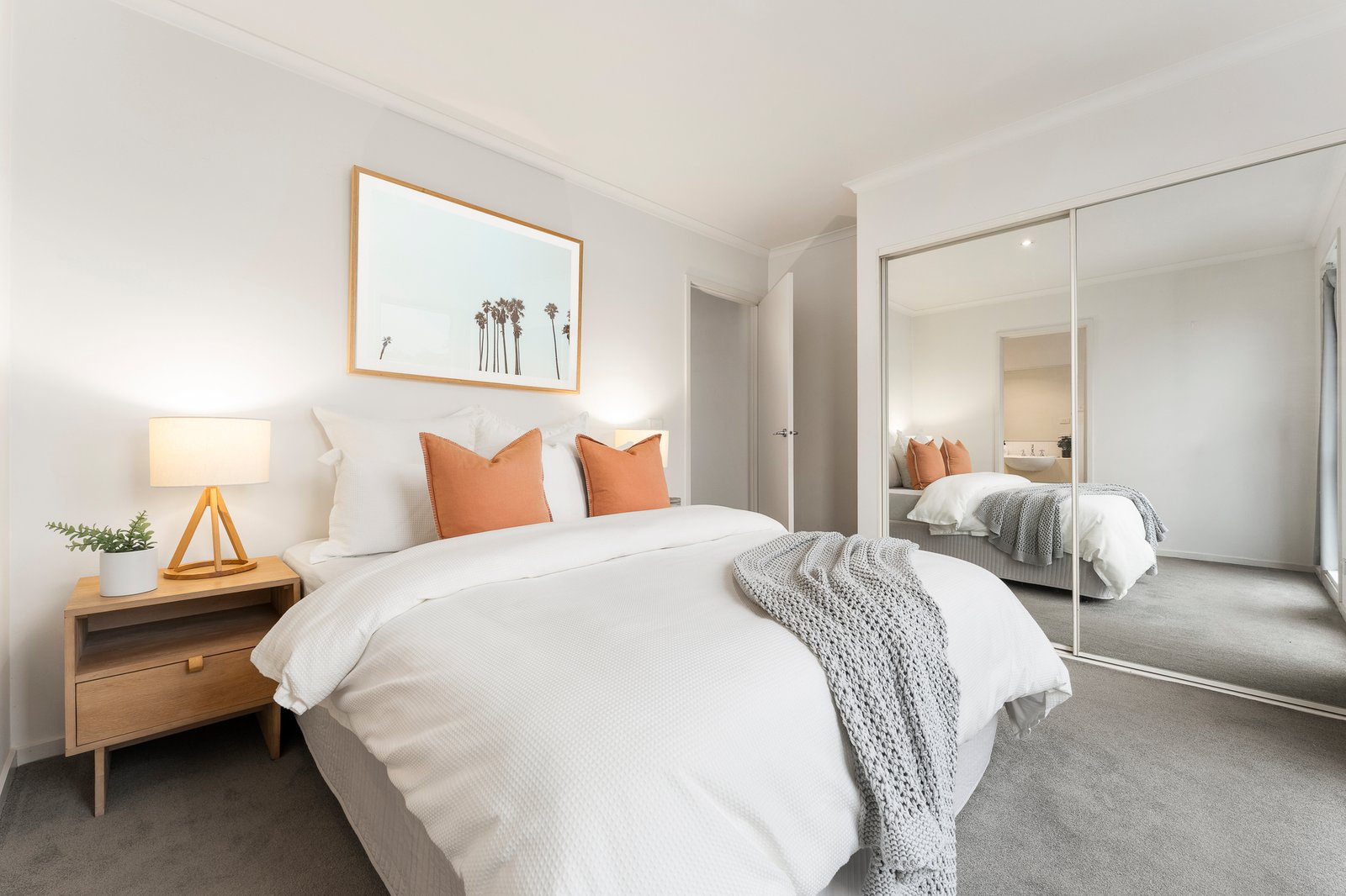 Gallery: 14/26 Wellington Street