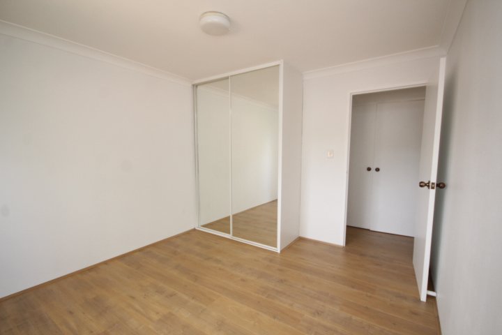 14/28 De Witt Street BANKSTOWN 5