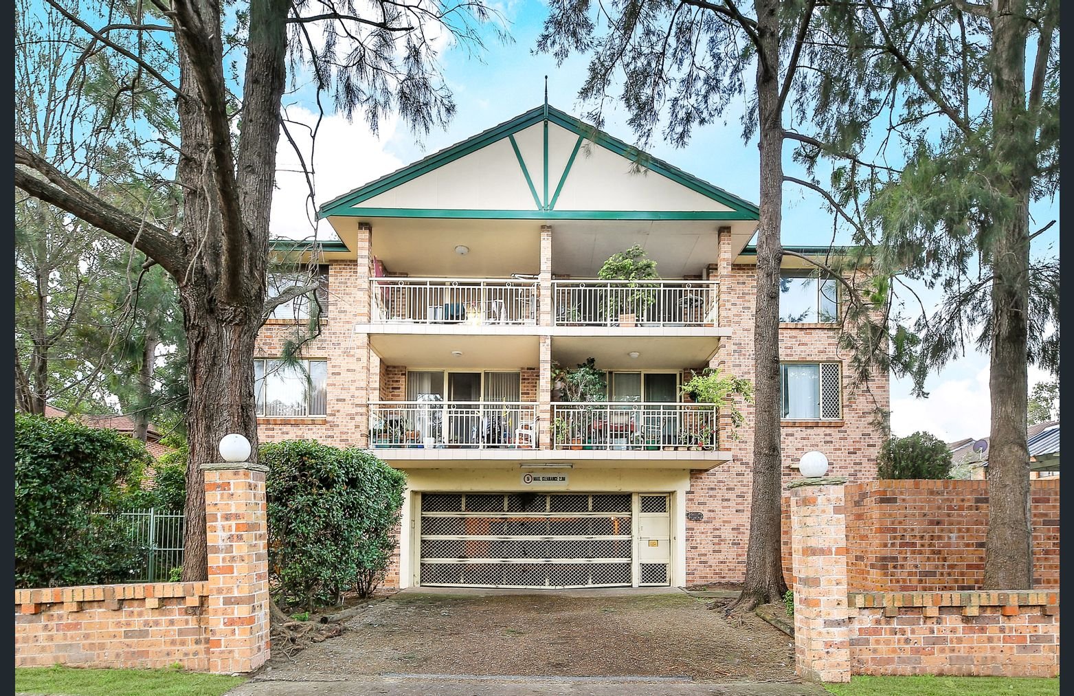 14/28 De Witt Street BANKSTOWN 1