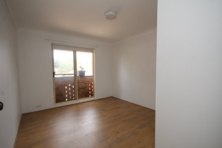 14/28 De Witt Street BANKSTOWN 6