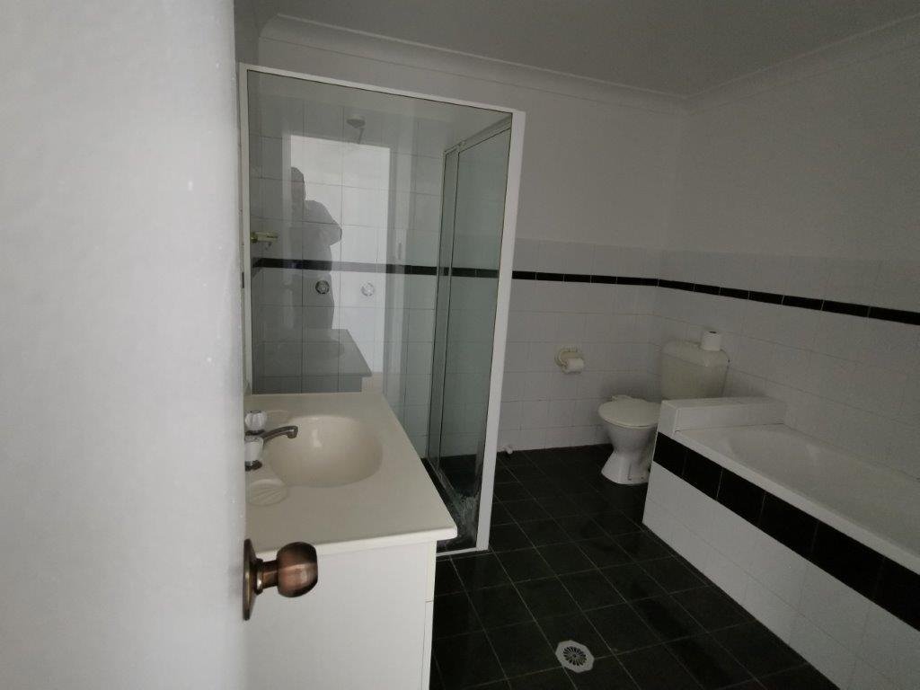 14/28 De Witt Street BANKSTOWN 7