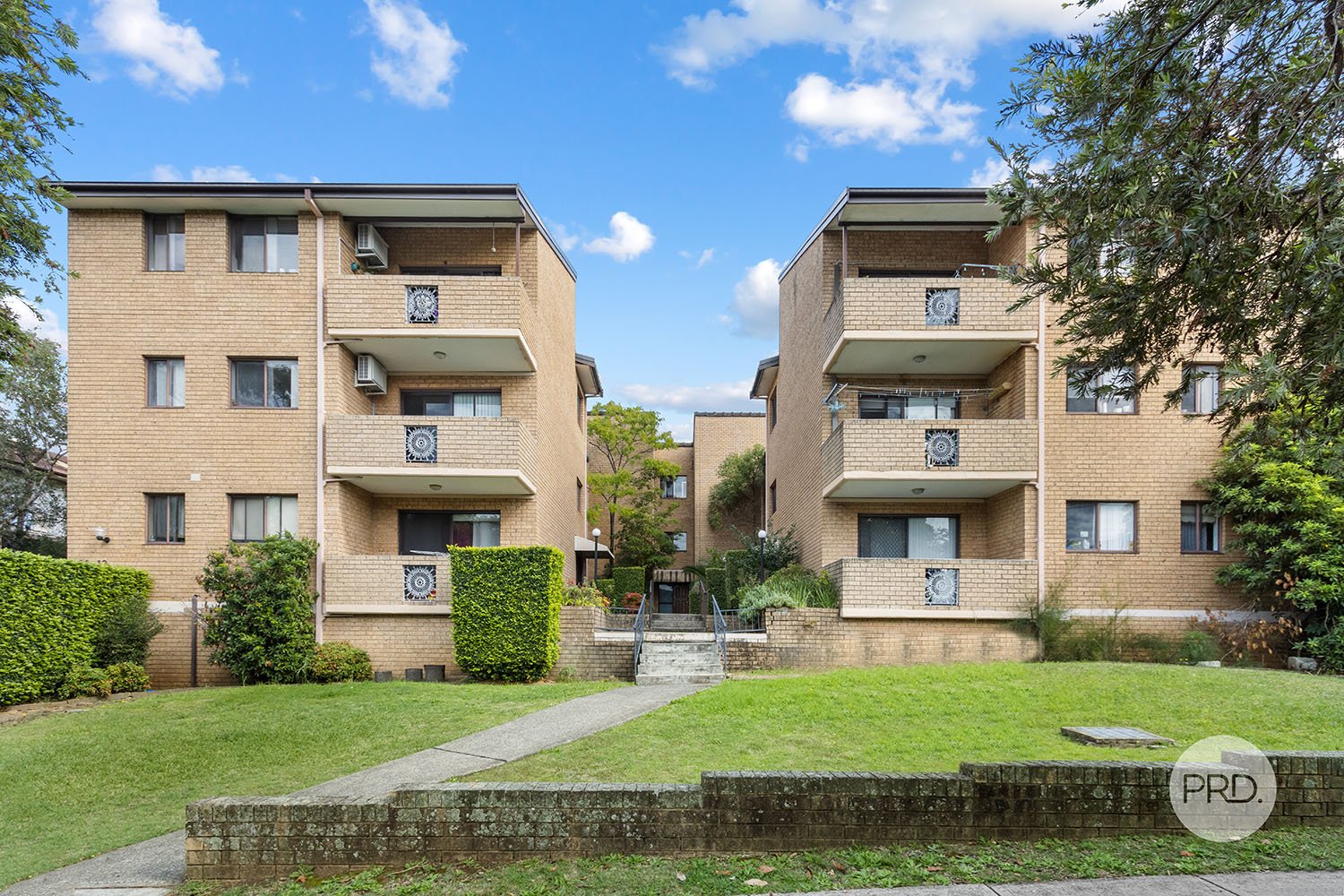 14/28 Weigand Avenue BANKSTOWN 7