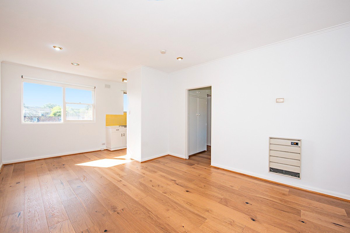 Gallery: 14/282 Riversdale Road