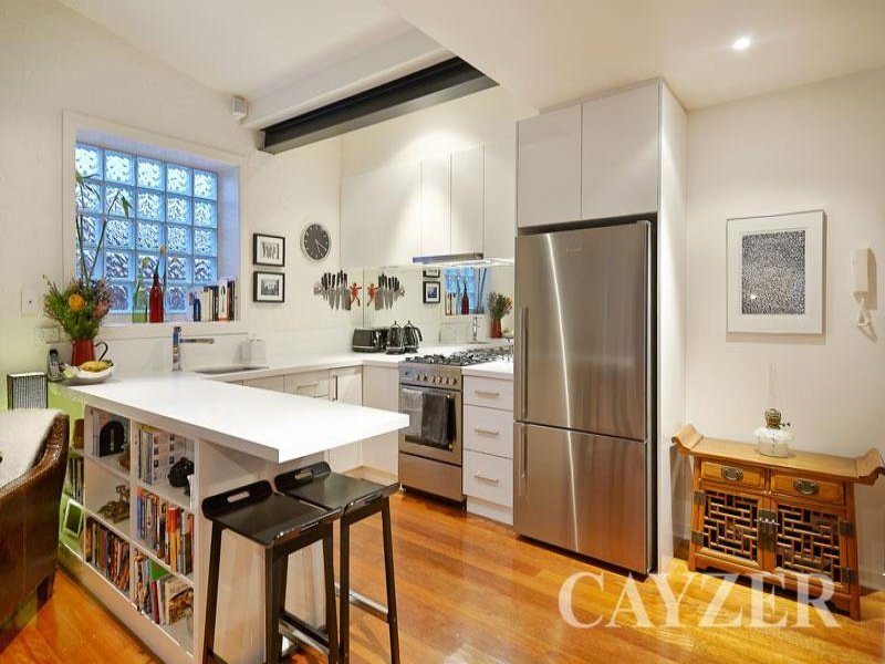 Gallery: 14/287 Bank Street