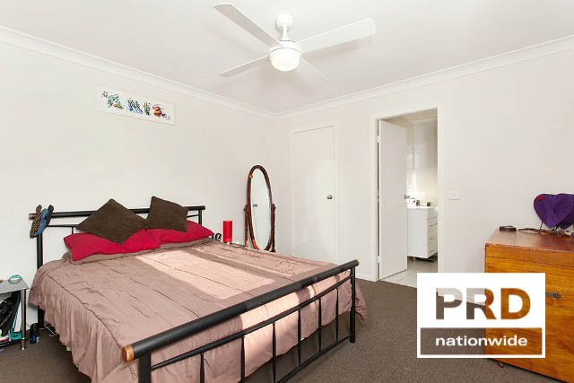 1/42A Farley Street CASINO 5