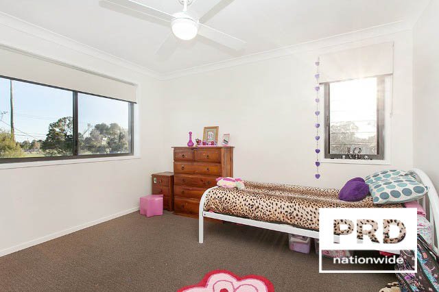 1/42A Farley Street CASINO 6